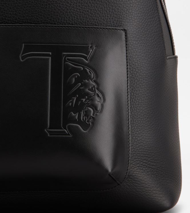Tod's Men Backpack in Leather Medium 602L84987 Black