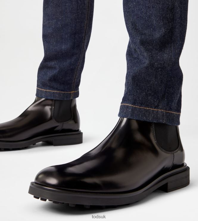 Tod's Men Chelsea Boots in Leather 602L84805 Black