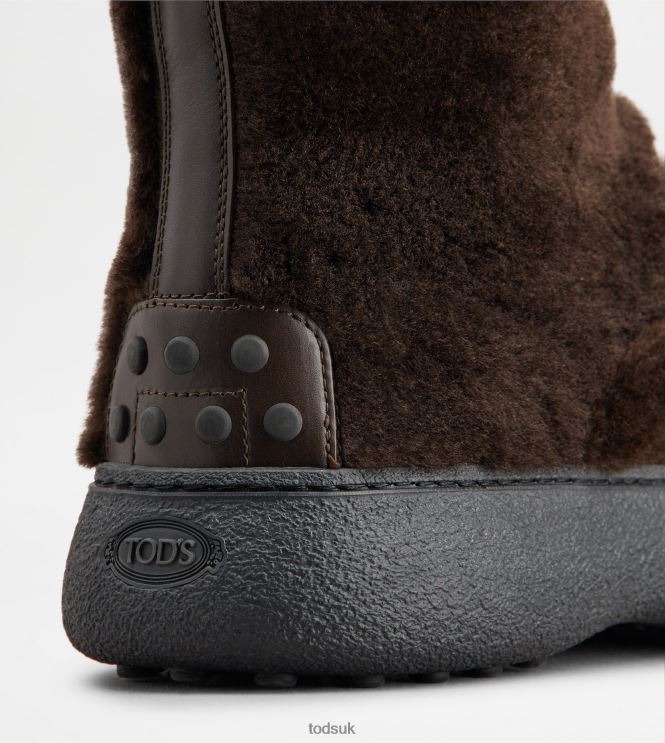 Tod's Men W. G. Lace-up Ankle Boots in Sheepskin 602L84814 Brown