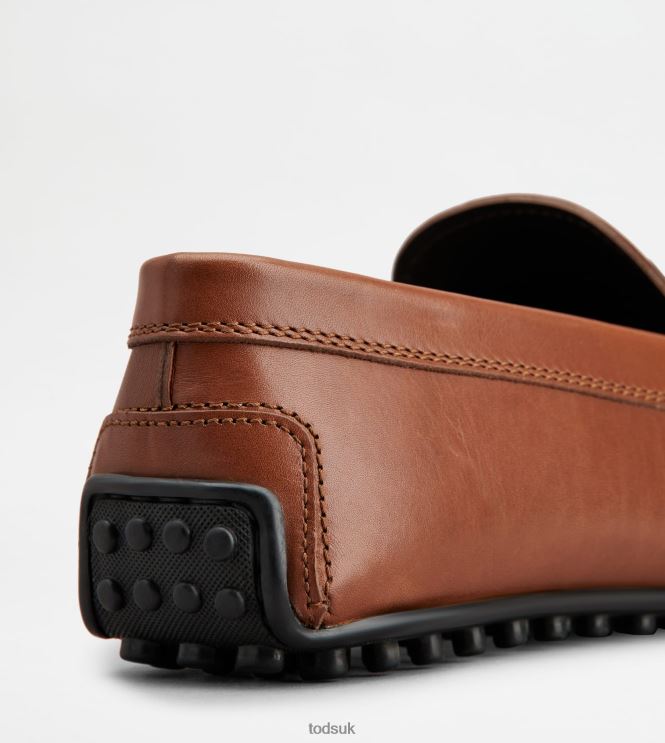 Tod's Men City Gommino Driving Shoes in Leather 602L84751 Brown