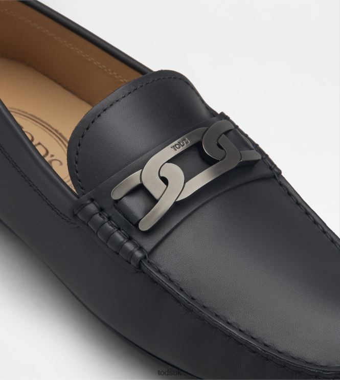 Tod's Men City Gommino Driving Shoes in Leather 602L84768 Black