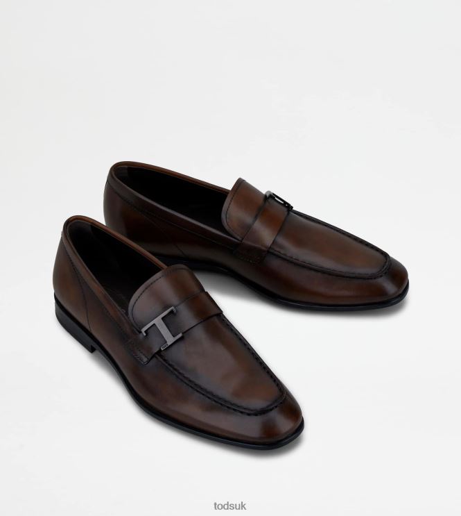 Tod's Men Loafers in Leather 602L84666 Brown