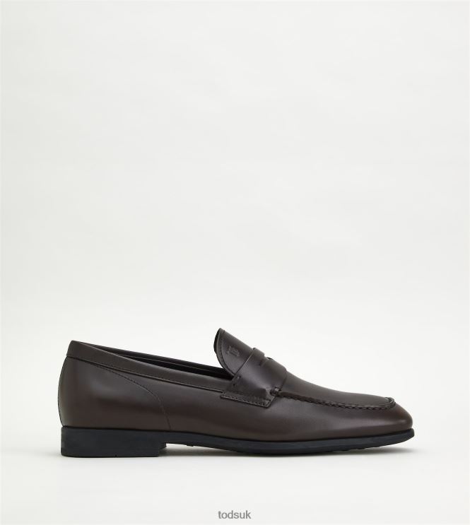 Tod's Men Loafers in Leather 602L84667 Brown