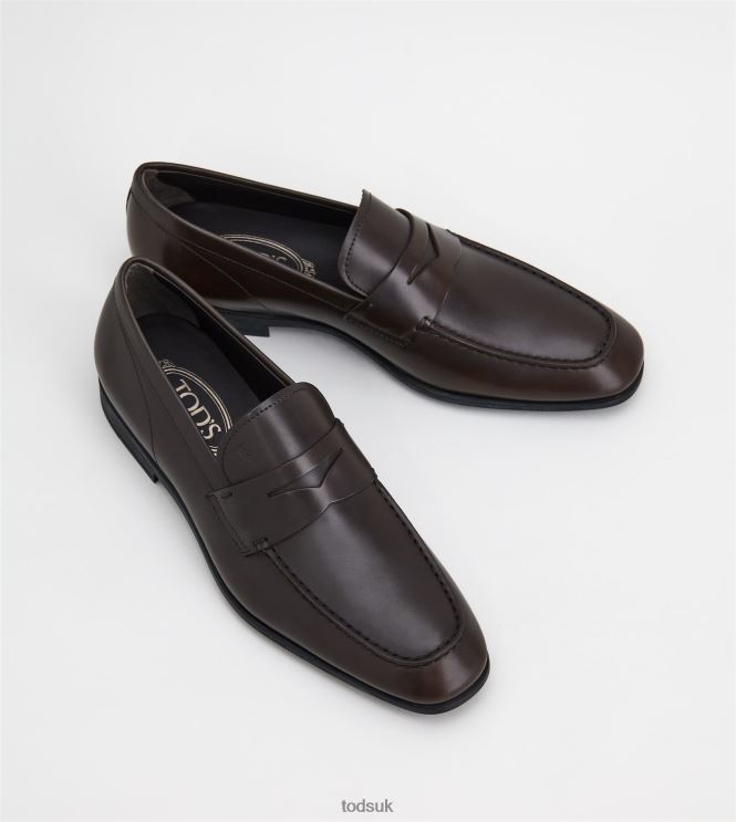 Tod's Men Loafers in Leather 602L84667 Brown