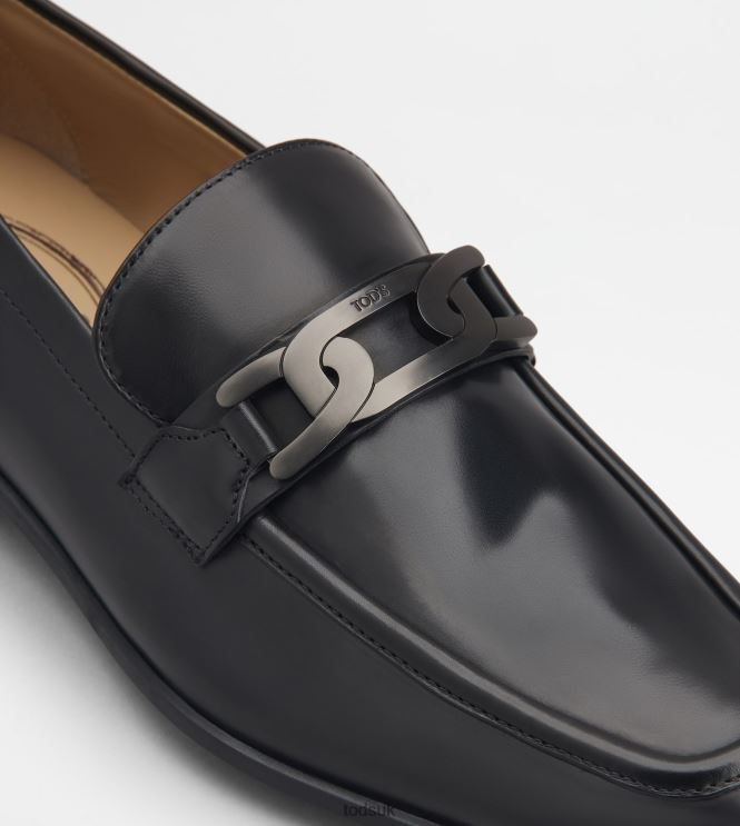 Tod's Men Loafers in Leather 602L84687 Black