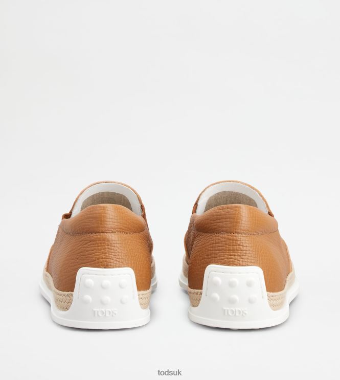 Tod's Men Slip-on Shoes in Leather 602L84914 Brown