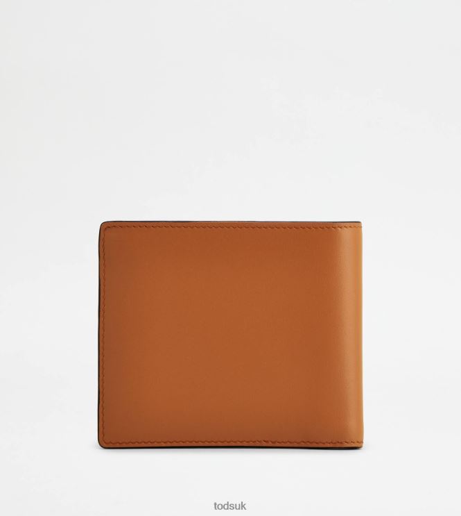 Tod's Women Wallet in Leather 602L84486 Brown