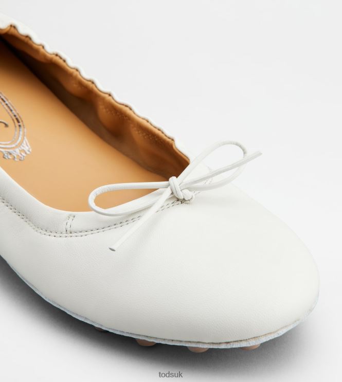 Tod's Women Bubble Ballerinas in Leather 602L84190 White/Brown