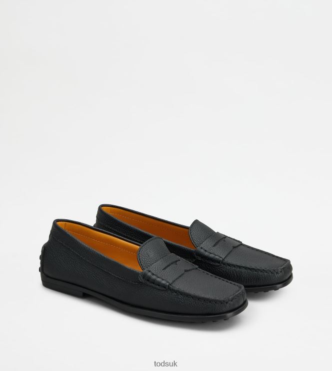 Tod's Women City Gommino Driving Shoes in Leather 602L8474 Black