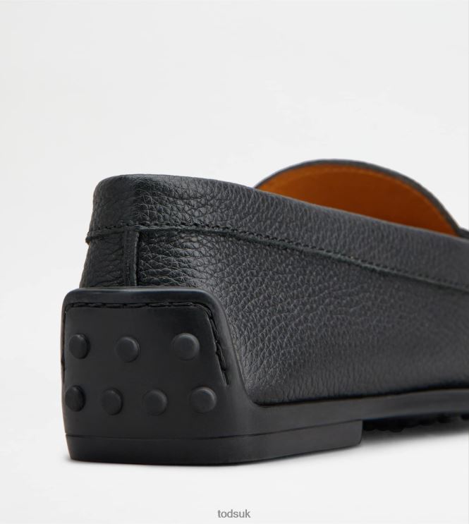 Tod's Women City Gommino Driving Shoes in Leather 602L8474 Black