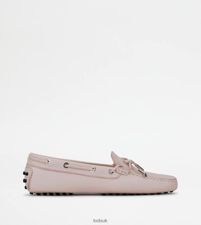 Tod's Women Gommino Driving Shoes in Leather 602L8467 Pink