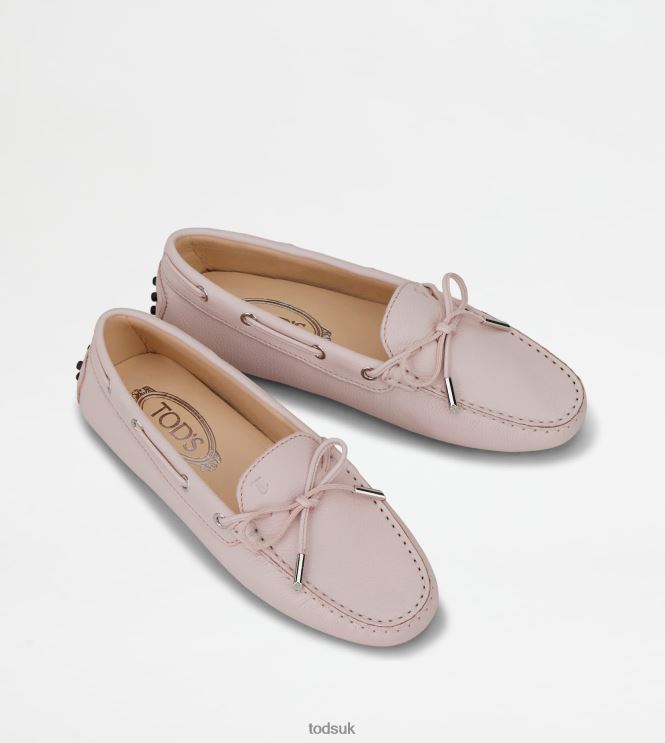 Tod's Women Gommino Driving Shoes in Leather 602L8467 Pink