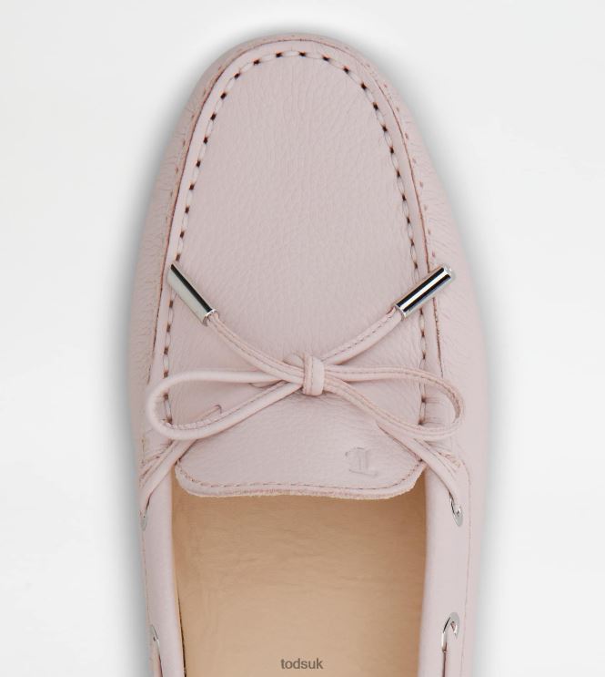 Tod's Women Gommino Driving Shoes in Leather 602L8467 Pink