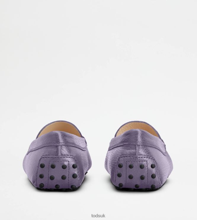Tod's Women Gommino Driving Shoes in Leather 602L8471 Violet