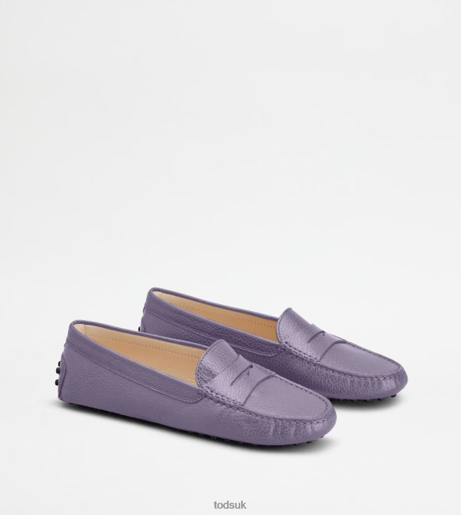 Tod's Women Gommino Driving Shoes in Leather 602L8471 Violet