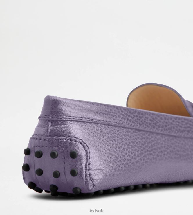 Tod's Women Gommino Driving Shoes in Leather 602L8471 Violet