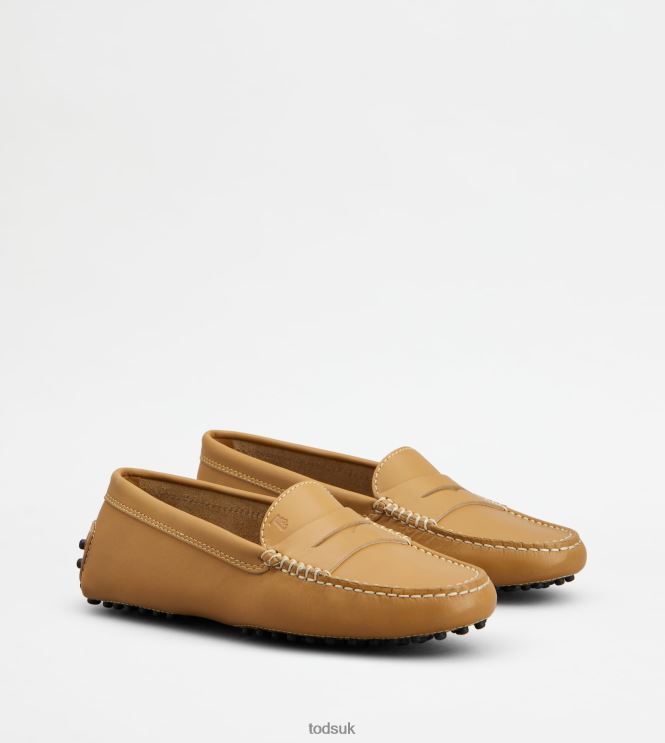 Tod's Women Gommino Driving Shoes in Leather 602L8496 Brown