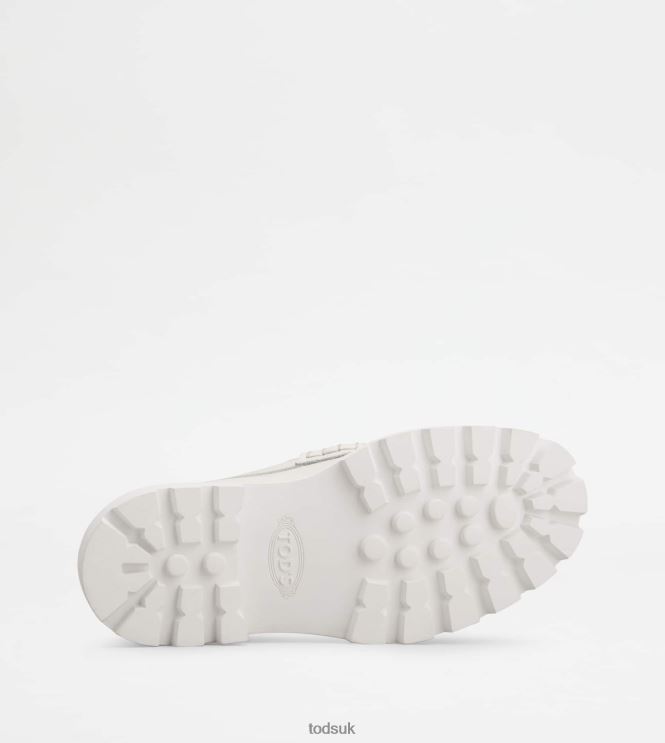Tod's Women Fringed Loafers in Leather 602L846 White
