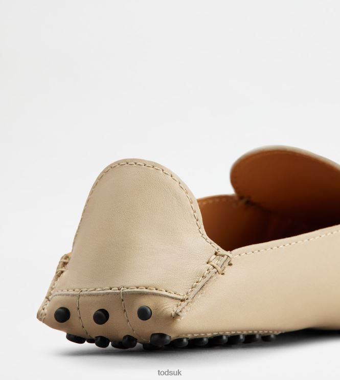 Tod's Women Gommino Mule Shoes in Leather 602L84228 Beige